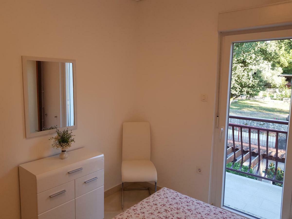 Apartman Vesna Malinska Εξωτερικό φωτογραφία