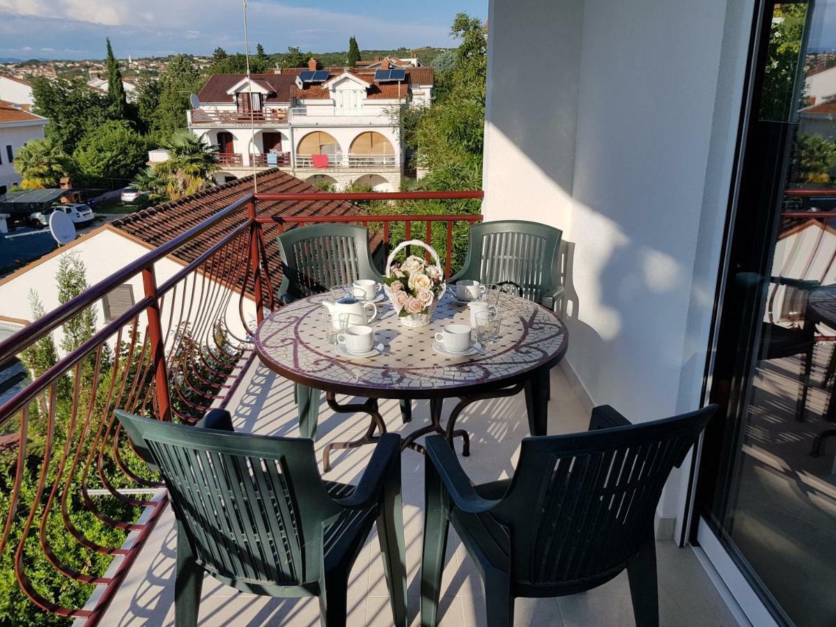 Apartman Vesna Malinska Εξωτερικό φωτογραφία