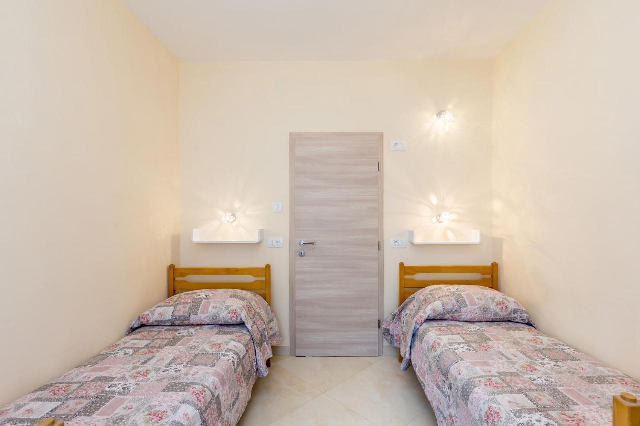 Apartman Vesna Malinska Εξωτερικό φωτογραφία