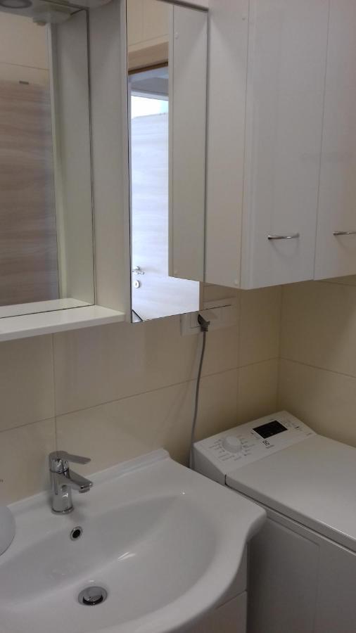 Apartman Vesna Malinska Εξωτερικό φωτογραφία
