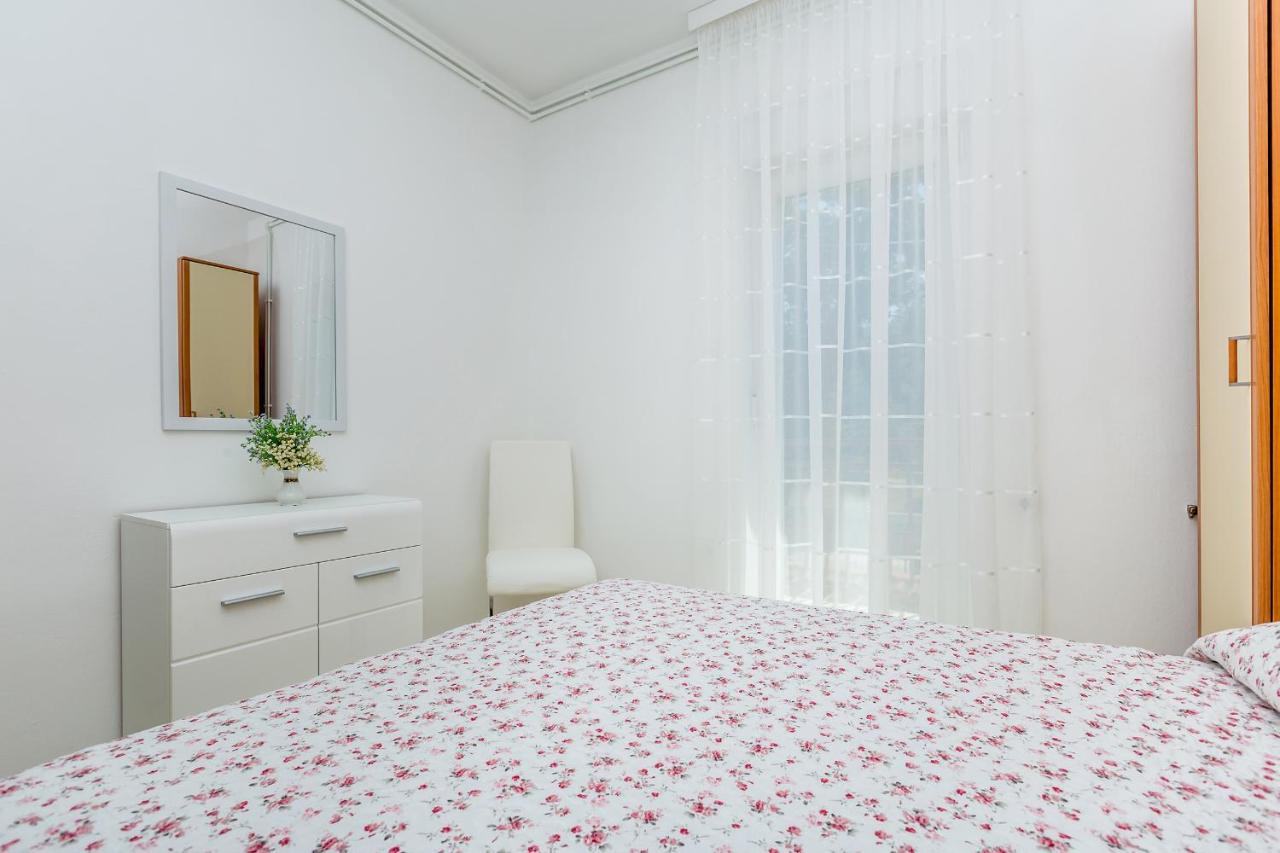 Apartman Vesna Malinska Εξωτερικό φωτογραφία